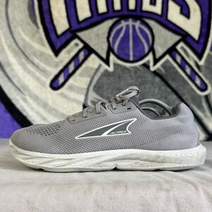 Size 10.5 - Altra Escalante 4 Women's Running Shoes Gray Foot Shape